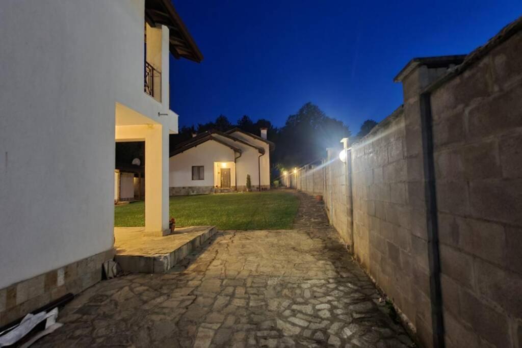 Двете Къщи В Планината Villa เบลีโอซุม ภายนอก รูปภาพ